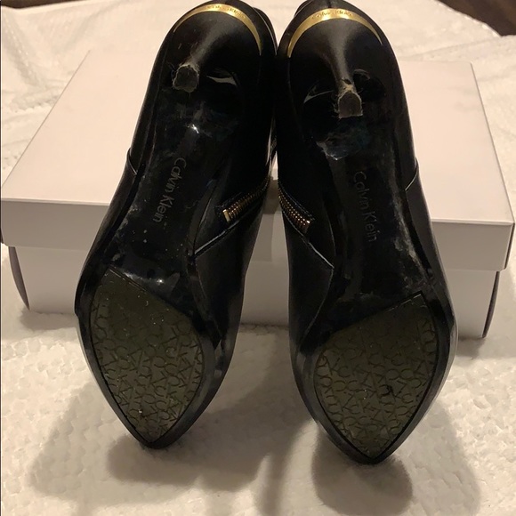 Calvin Klein black leather booties - Picture 6 of 6
